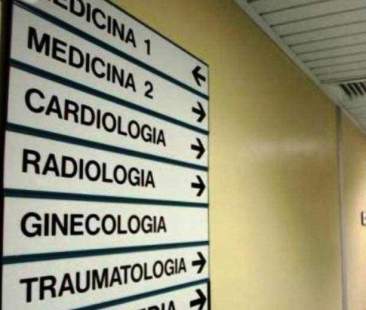 Rete ospedaliera, barra a sinistra timone a dritta e avanti adagio