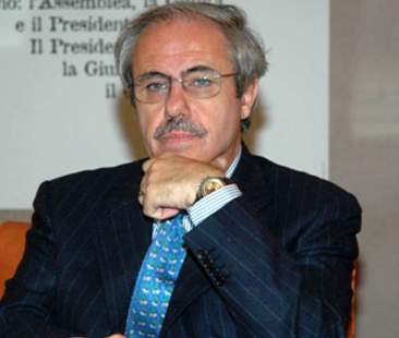 Mafia: Cassazione, nuovo processo per Raffaele Lombardo