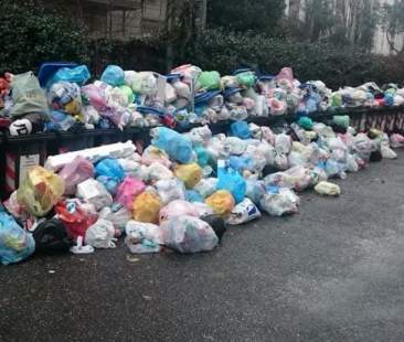 Emergenza rifiuti, Musumeci promette: “Tra due anni sarà soltanto un ricordo”