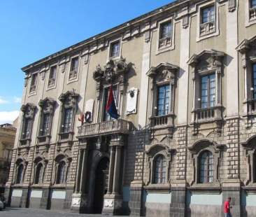 Catania – Sindacati uniti contro il rischio dissesto: “Sarebbe una vera catastrofe per la città”