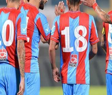 Calcio: nasce la serie B a 19, ma è già caos tra minacce e ricorsi Calcio: nasce la serie B a 19, ma è già caos tra minacce e ricorsi