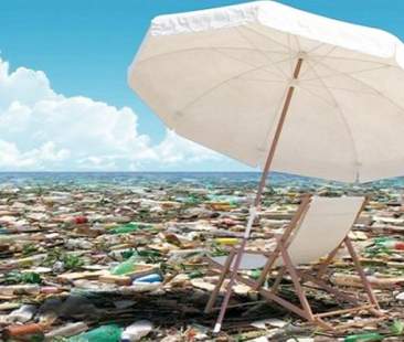 Rifiuti, per quest’anno non cambiare. Arriva l’ennesima proroga “balneare”