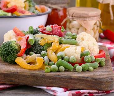 Estate, aumenta il rischio di intossicazioni alimentari. Il decalogo degli esperti per prevenirle