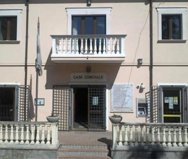 Comuni: solite politiche, stessi fallimenti