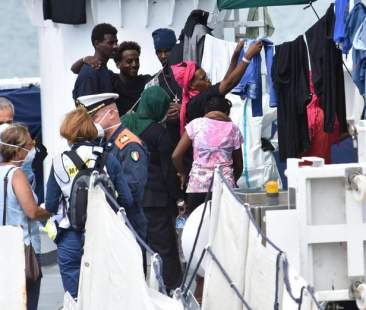 Migranti: Diciotti, la Sicilia si mobilita