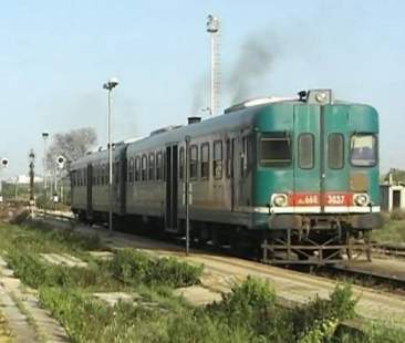 Tour M5s sui binari siciliani: “Documenteremo i disservizi”