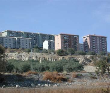 Periferie sedotte, scippate e abbandonate