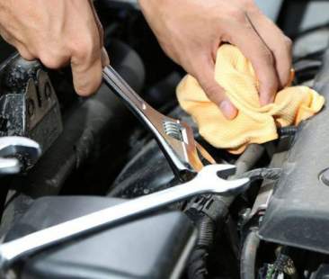 Lavoro, Unioncamere: cercasi meccanici, montatori e tecnici della salute