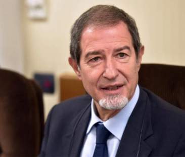 Musumeci: “Certi burocrati come criminali, fuori a calci”