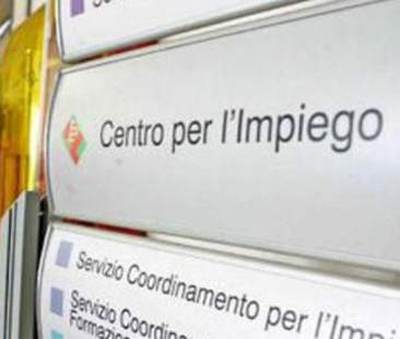 Negli inutili Centri per l’impiego 1.737 operatori che non mettono in collegamento domanda e offerta