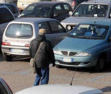 Palermo – Lettera del Comune al Governo nazionale per porre un freno ai posteggiatori abusivi Palermo – Lettera del Comune al Governo nazionale per porre un freno ai posteggiatori abusivi