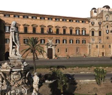 Vitalizi aboliti, l’Ars resta a guardare. La nostra intervista a Cancelleri