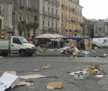 Catania – Rifiuti, ancora troppe criticità nel servizio. Valanga di segnalazioni alla Dusty Catania – Rifiuti, ancora troppe criticità nel servizio. Valanga di segnalazioni alla Dusty