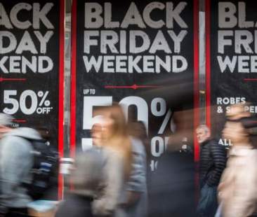 Verso il Black Friday, il giorno degli sconti per gli acquisti online