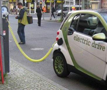 In circolazione in Sicilia 239 auto elettriche, +12,7 per cento rispetto al 2016