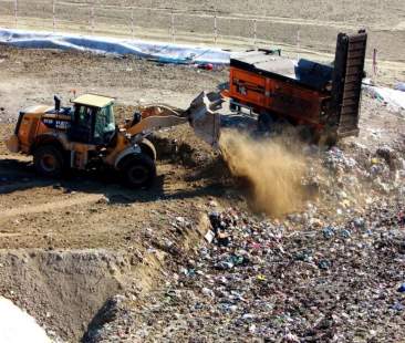Nelle città metropolitane della Sicilia smog, case su case, catrame e cemento