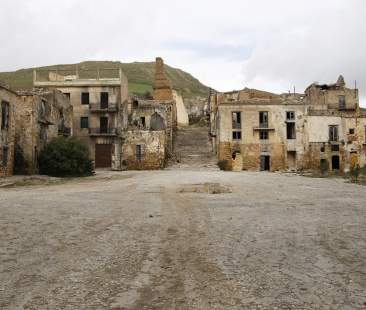 Poggioreale, città fantasma a 50 anni dal terremoto del Belìce