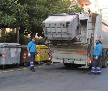 Catania – La raccolta differenziata non decolla Catania – La raccolta differenziata non decolla