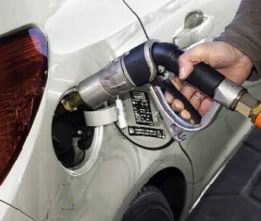 Nei distributori siciliani obbligo di metano ed elettrico