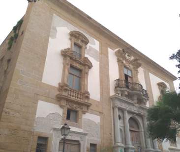 Trapani – Restauro di Palazzo Lucatelli, si allontana sempre più “il sogno” Trapani – Restauro di Palazzo Lucatelli, si allontana sempre più “il sogno”