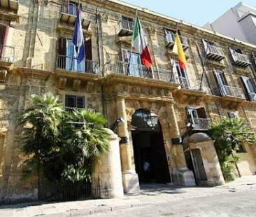 Assunzioni e stabilizzazioni, la Regione non bada a spese