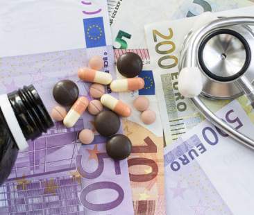 Farmaci, previsti rincari del 5,7%