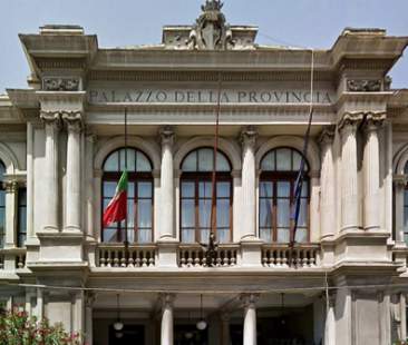 Messina – Città Metropolitana, ormai il default sembra quasi inevitabile Messina – Città Metropolitana, ormai il default sembra quasi inevitabile