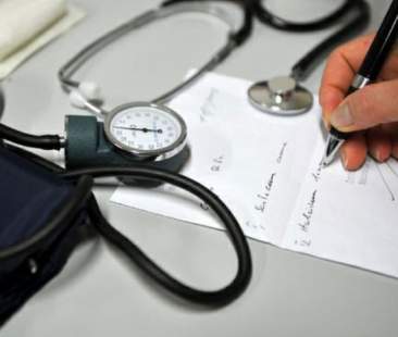 Il dipendente che fa sport durante malattia