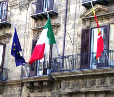 Bonus ai dirigenti, sempre tutti premiati