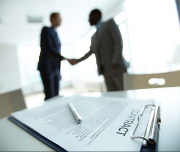 Pubblica amministrazione, la disciplina del rapporto di lavoro spetta allo Stato Pubblica amministrazione, la disciplina del rapporto di lavoro spetta allo Stato