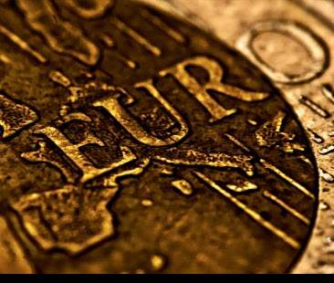 Conti pubblici, l’Ue insiste: “Squilibri eccessivi”