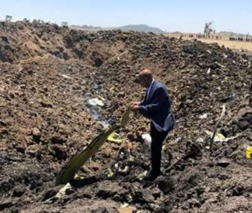 Aereo caduto: gli altri italiani a bordo