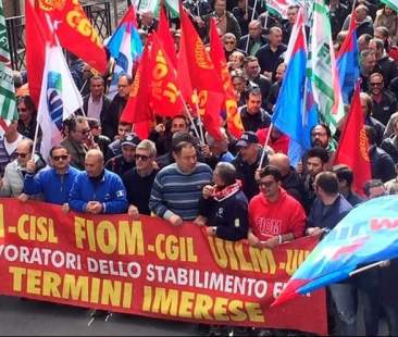 Palermo – Termini Imerese in piazza a manifestare per il futuro dello stabilimento industriale