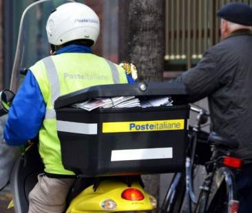 Poste italiane, accordo con i sindacati, in Sicilia 148 conversioni di contratto