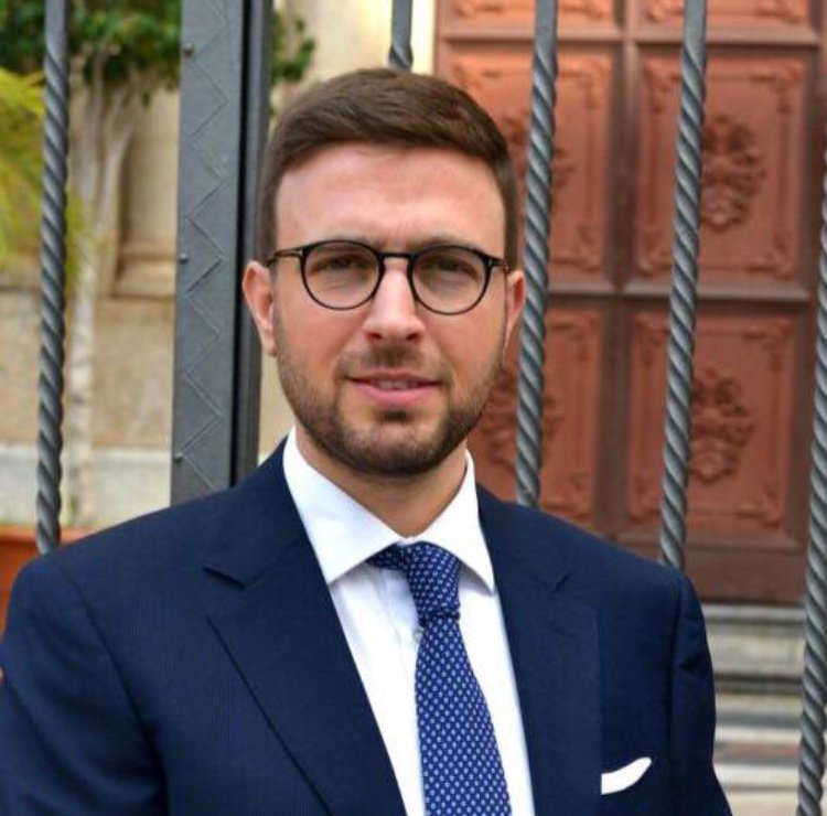 Filippo Tripoli eletto sindaco Filippo Tripoli eletto sindaco