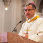 Il vescovo Lorefice per l’anniversario di Dalla Chiesa: le dure parole sugli stupratori di Palermo