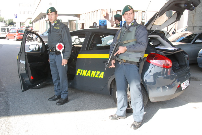 Truffa milionaria all’Inps, trecento falsi braccianti