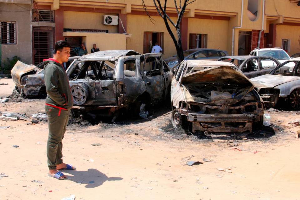 Libia: è strage, già trecento i morti negli scontri a Tripoli