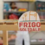 Avviata l’esperienza del frigo solidale per dare un aiuto a chi ne ha bisogno