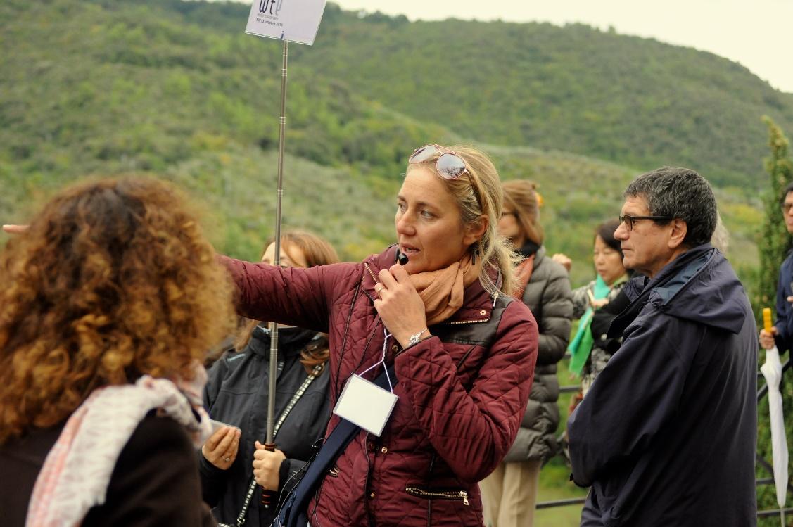 Soltanto guide dell’Ue per i turisti extracomunitari