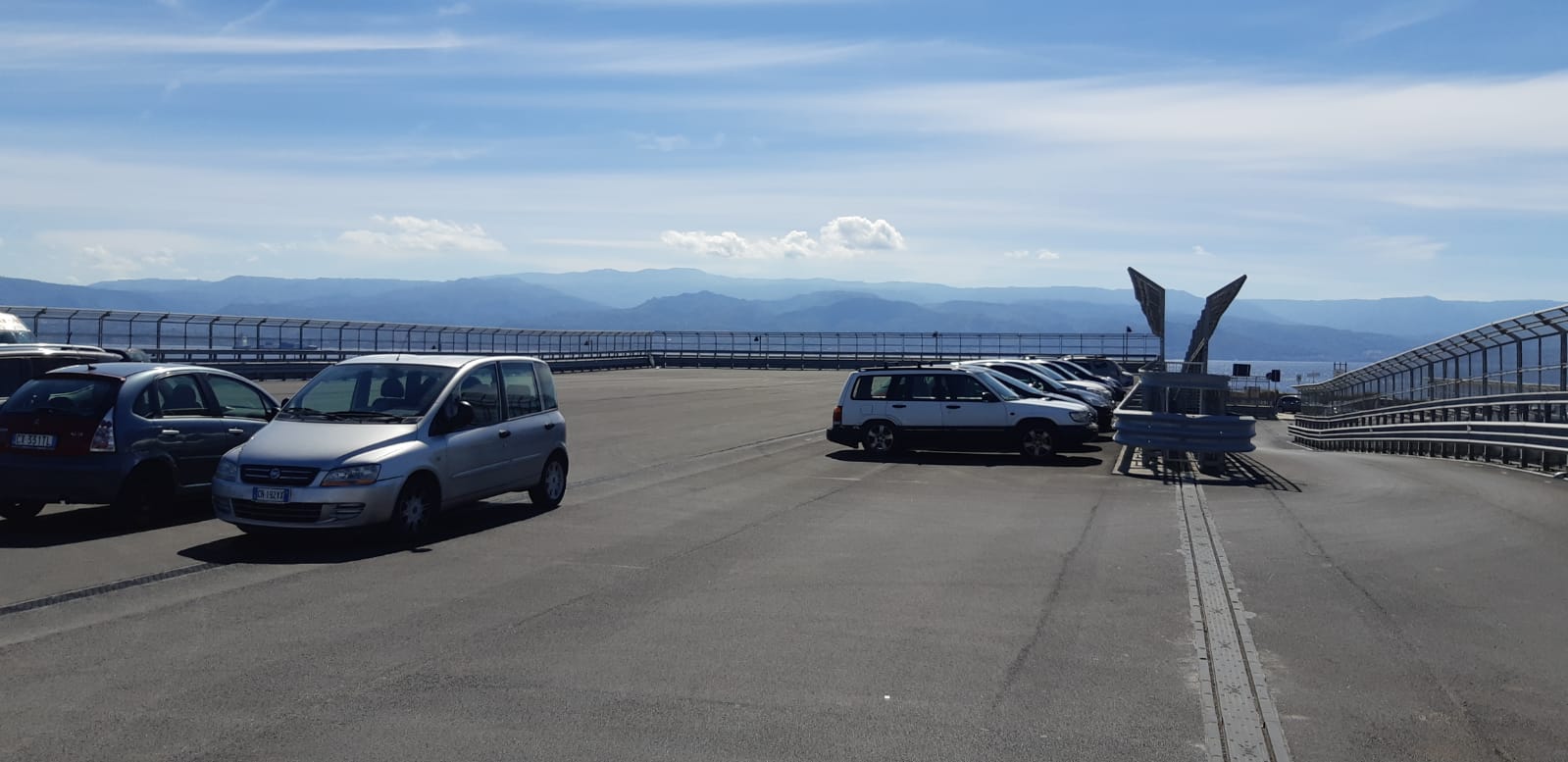 Parcheggio sopraelevato della stazione difficoltà di accesso con piazza Repubblica