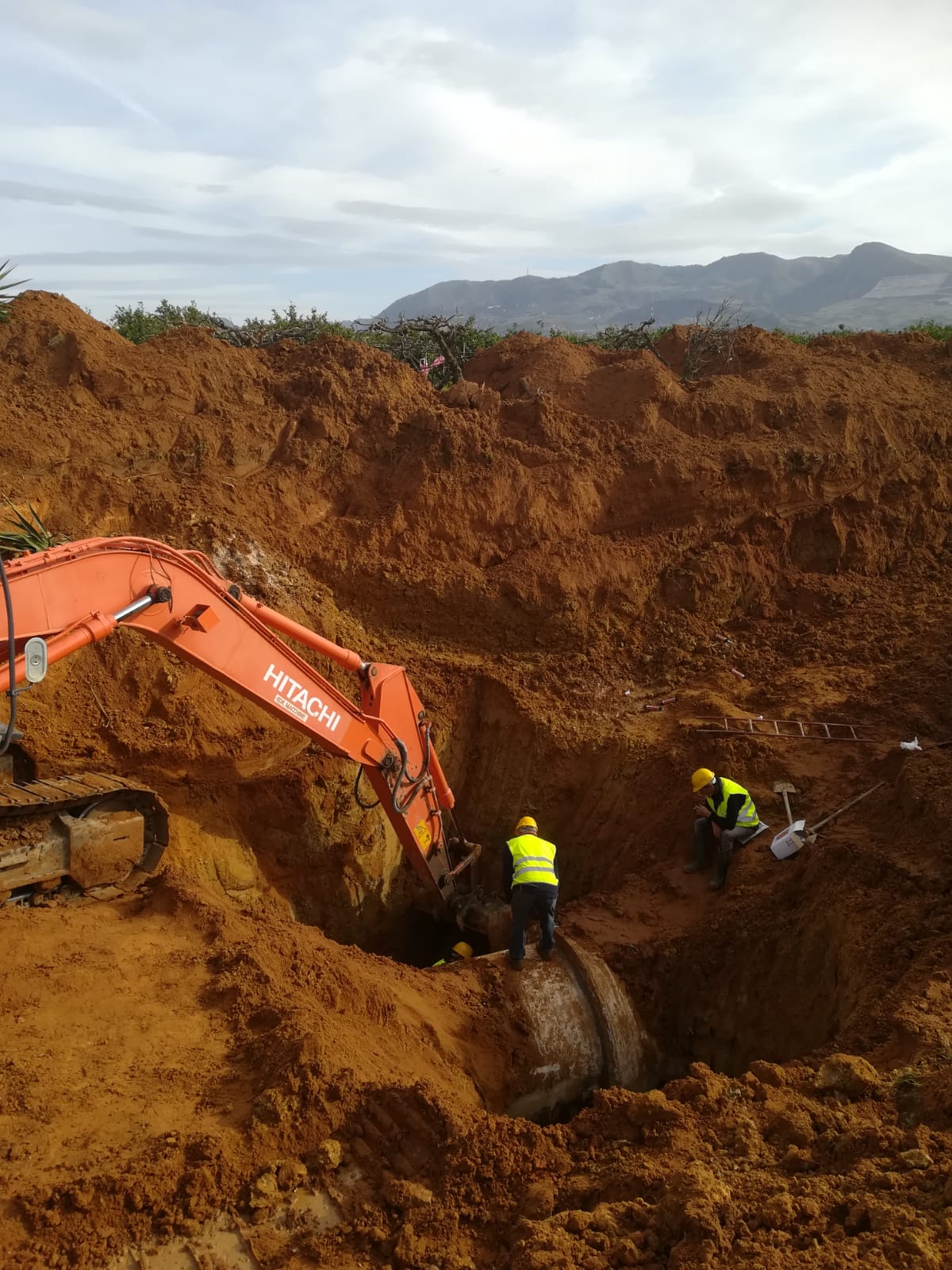 La diga Jato di Partinico è strapiena ma le condotte restano un colabrodo