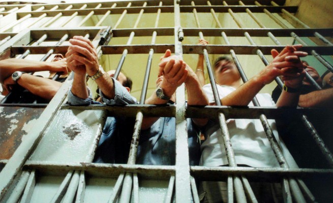 Le carceri della provincia “scoppiano” ma è bloccata la nuova struttura di Bicocca