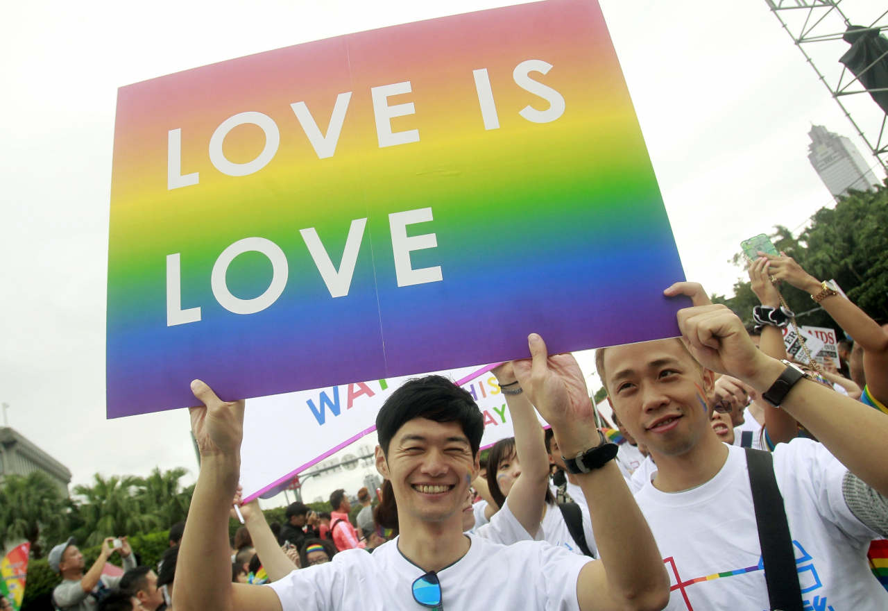 Taiwan, sì alle nozze gay:  è il primo Paese in Asia