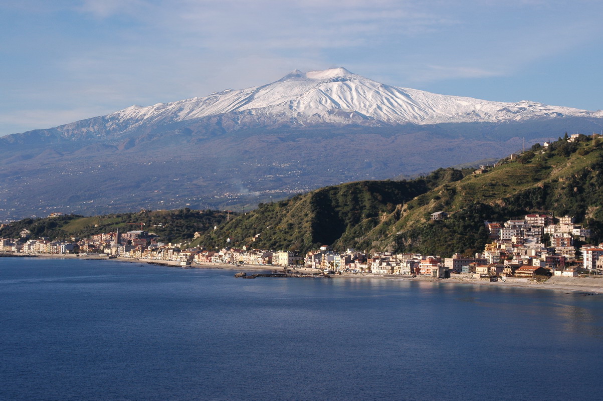 Giardini Naxos, campo sportivo pronto entro giugno