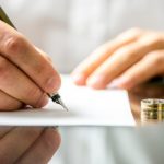 Divorzio, niente assegno se convivi