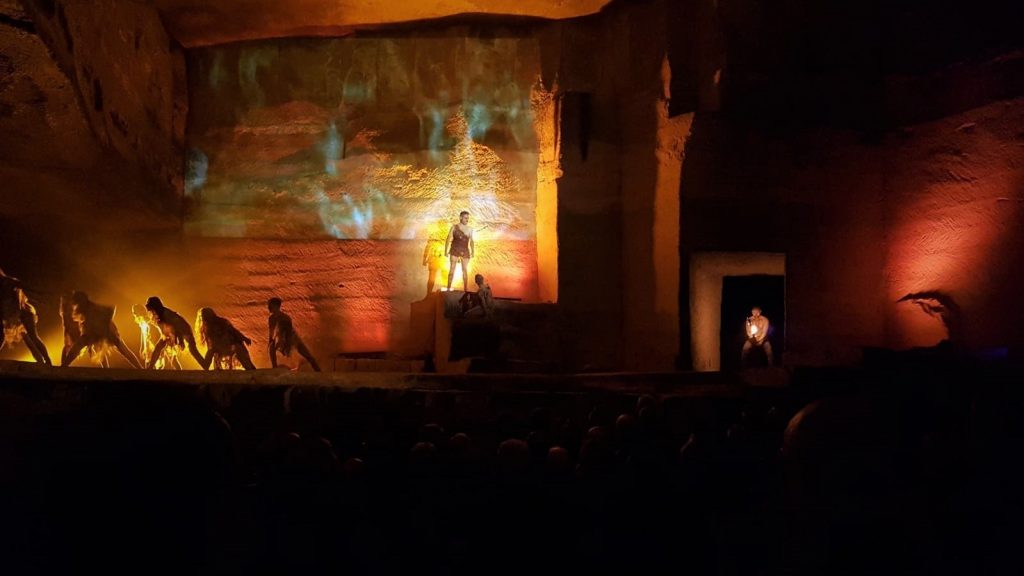 Galleria foto 'Teatro: pioggia d’applausi sulla “prima” di Inferno a Ragusa' - foto 2