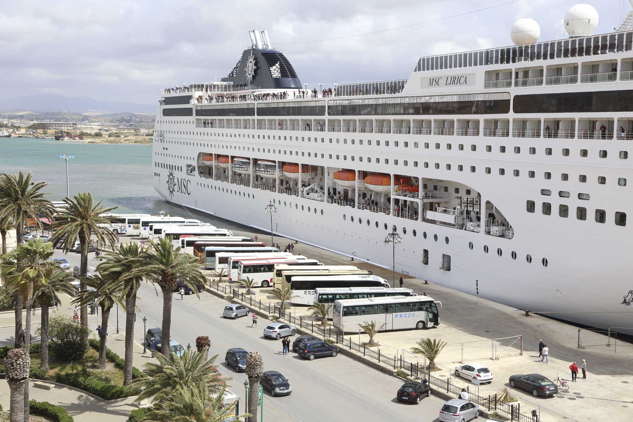 Crociere, sconti fino al 50% con Trenitalia per raggiunge le navi: ecco come