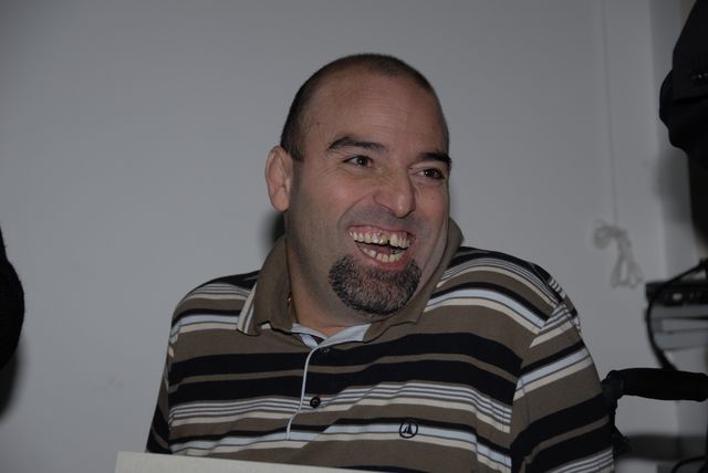 Catania: aggredito in casa lo Stephen Hawking italiano Catania: aggredito in casa lo Stephen Hawking italiano