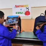 Scuola: grembiule in classe, gli studenti dicono no